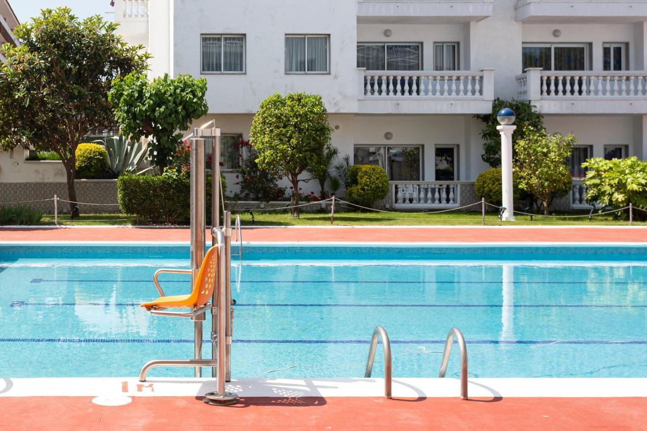 Apt 200 Meters From The Beach Id بلانيس المظهر الخارجي الصورة